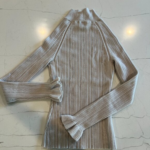 NWOT 100% merino wool light grey sweater from Petite Studio NYC XS X-small - Picture 5 of 8